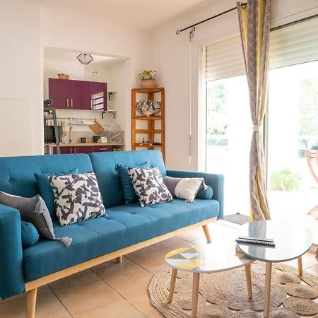 L'Ile Au Paon - Appartement T2 Avec Piscine Et Parking Les Abymes Kültér fotó