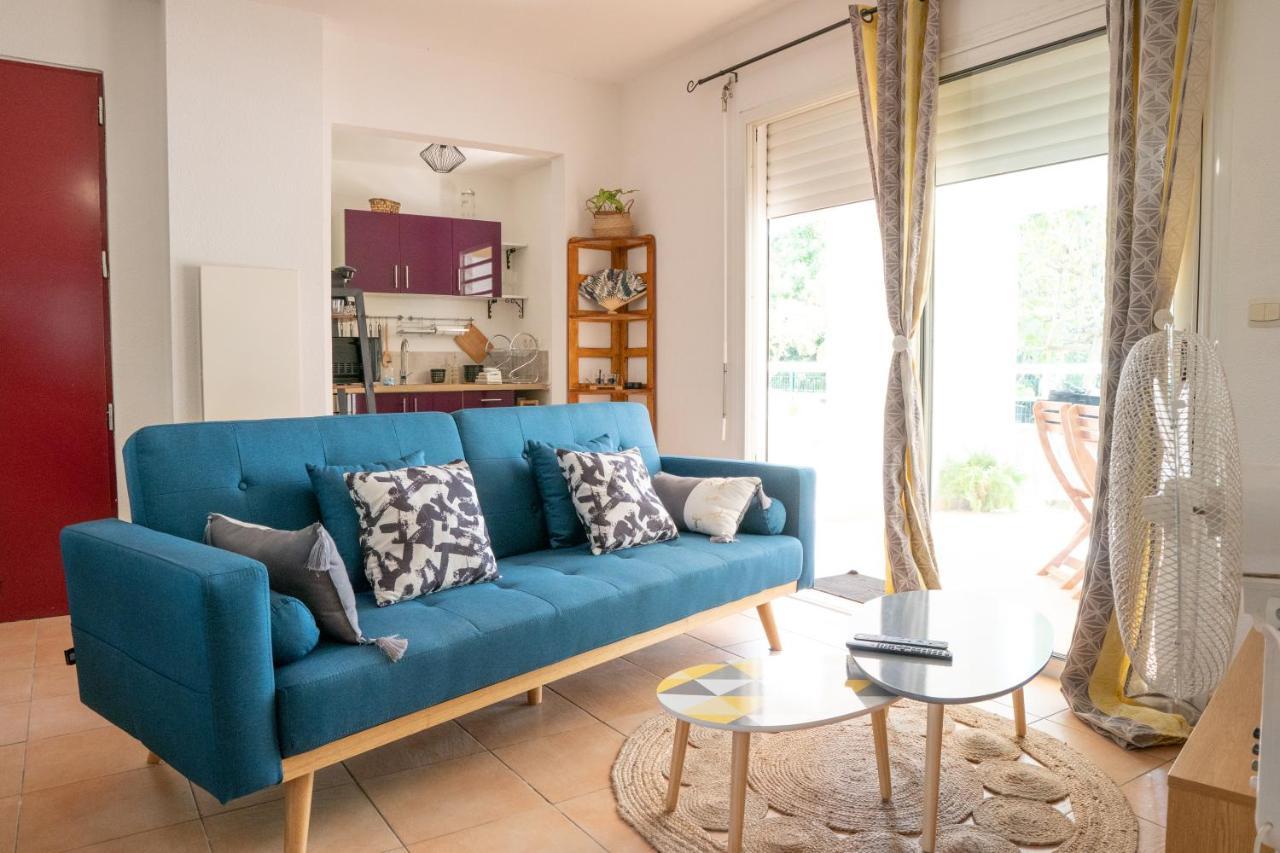 L'Ile Au Paon - Appartement T2 Avec Piscine Et Parking Les Abymes Kültér fotó